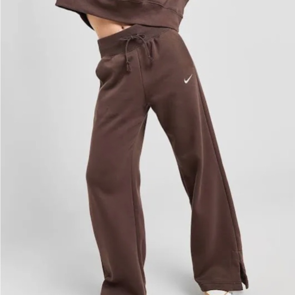 Nike Brown Track Pants with Elastic Waistband